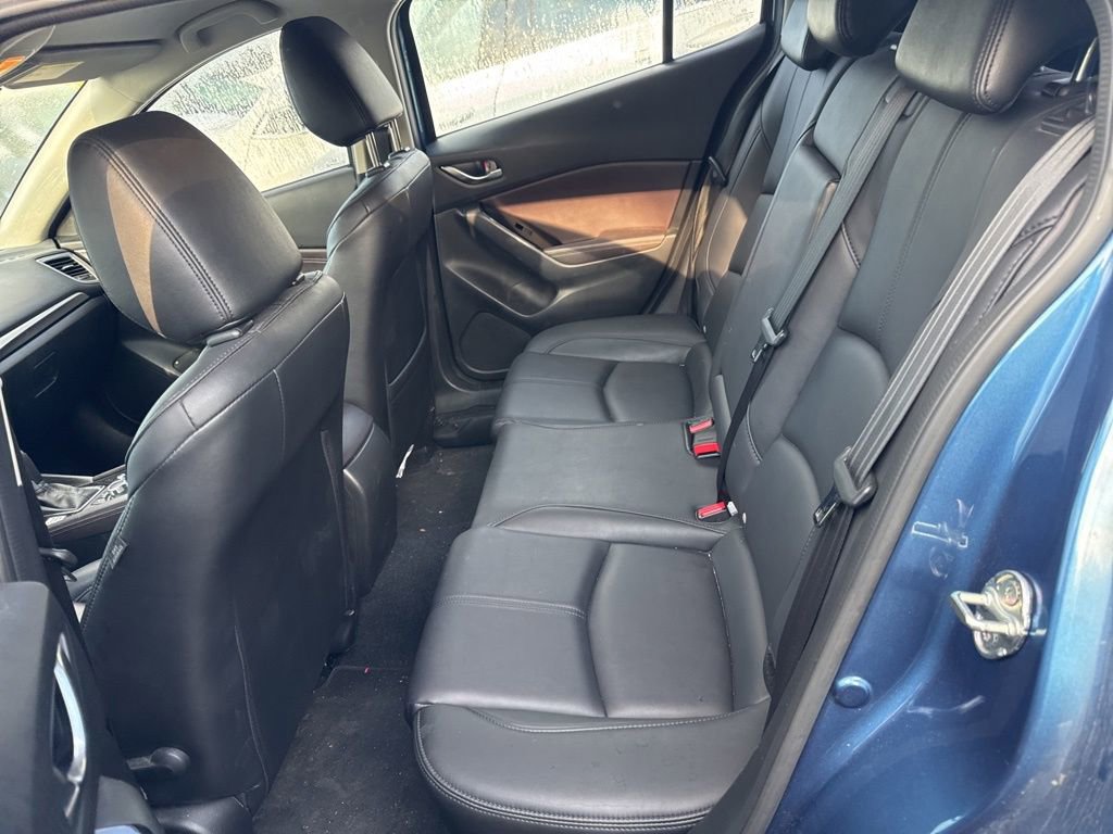 2017 MAZDA Mazda3 Touring