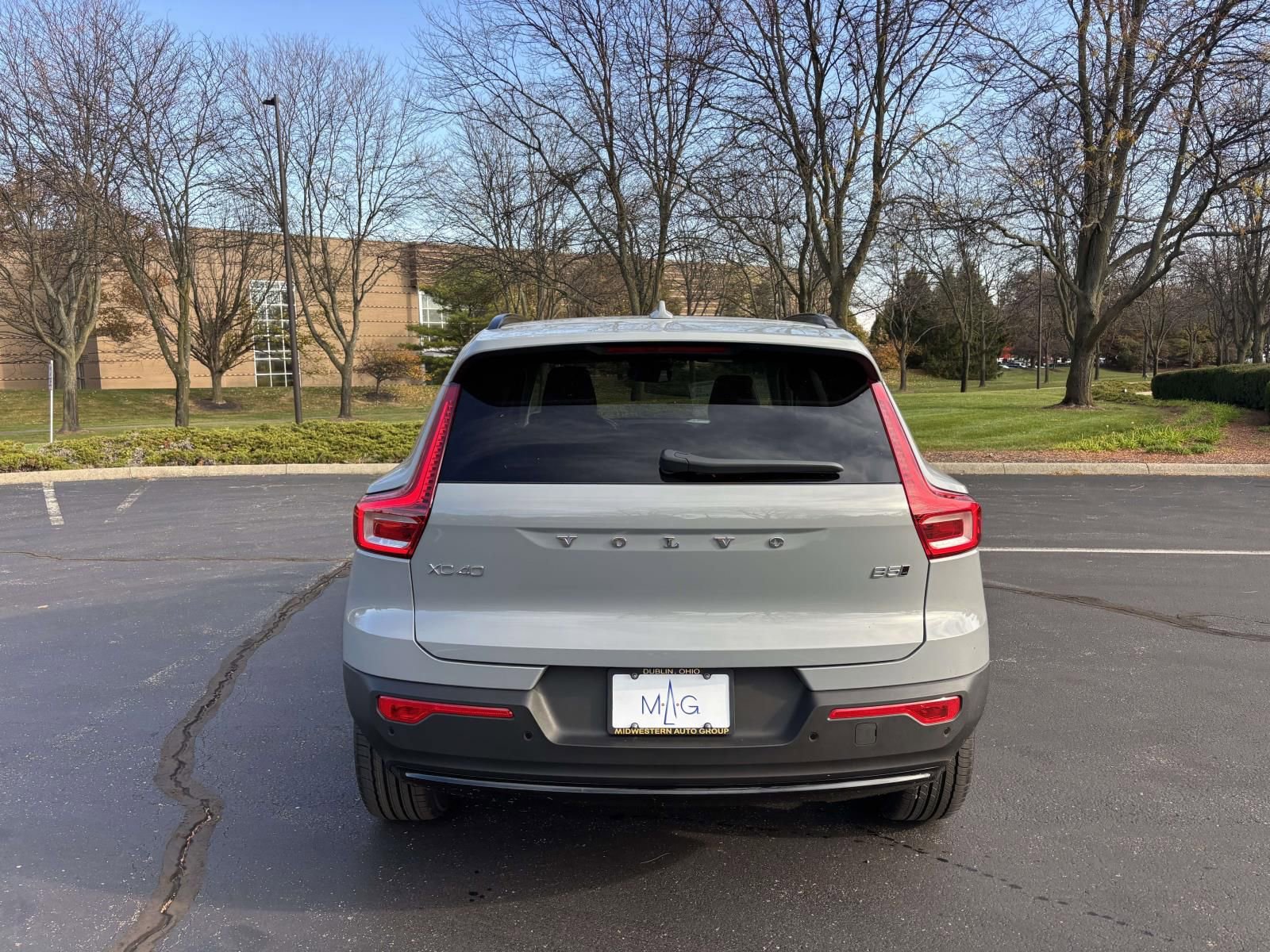 2026 Volvo Xc40 B5 Plus