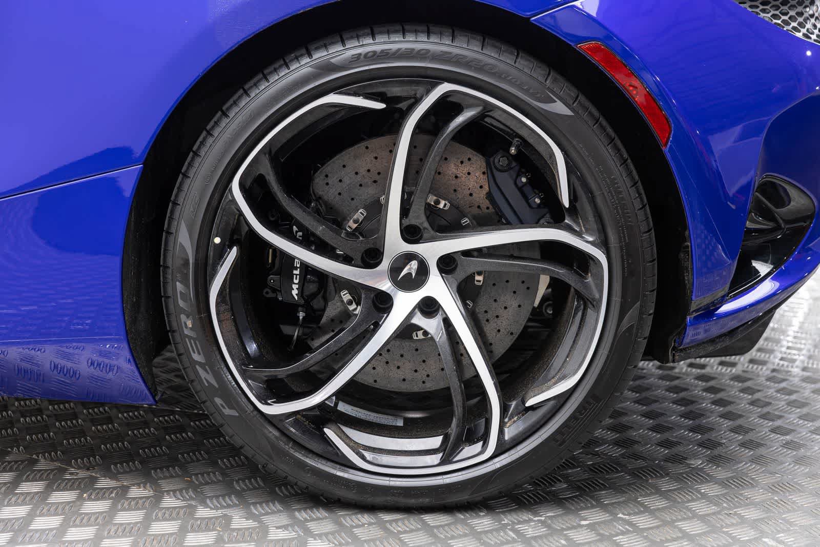New 2027 McLaren 750S photo 40