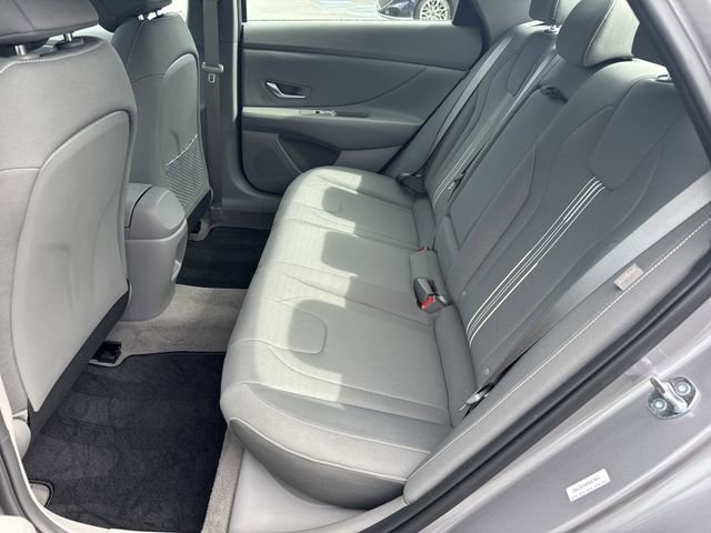 2025 Hyundai Elantra SEL