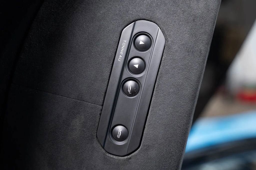 Used 2020 McLaren 600LT Spider photo 44