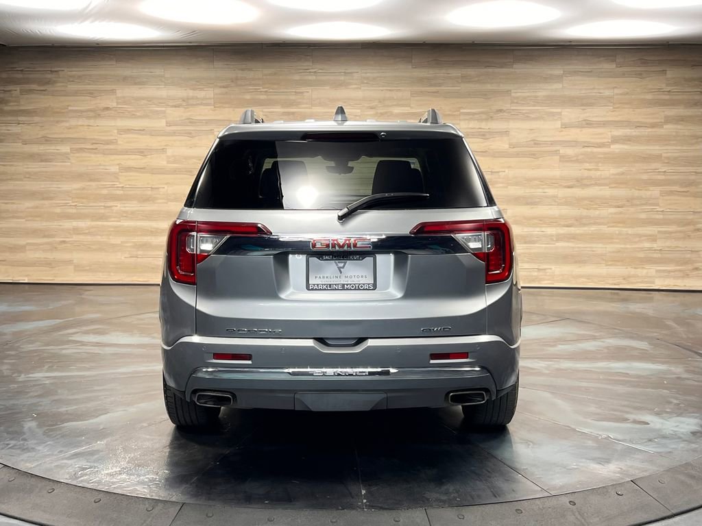 2023 GMC Acadia Denali