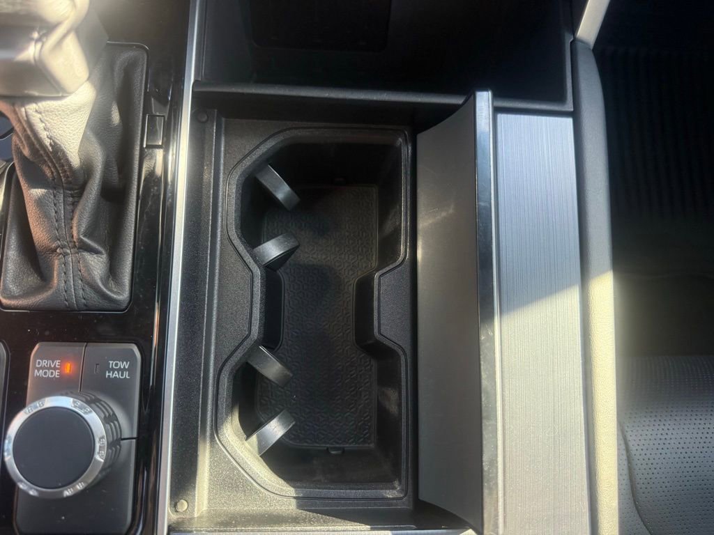 2022 Toyota Tundra Platinum