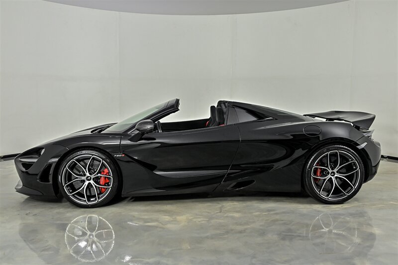 Used 2019 McLaren 720S Spider photo 9