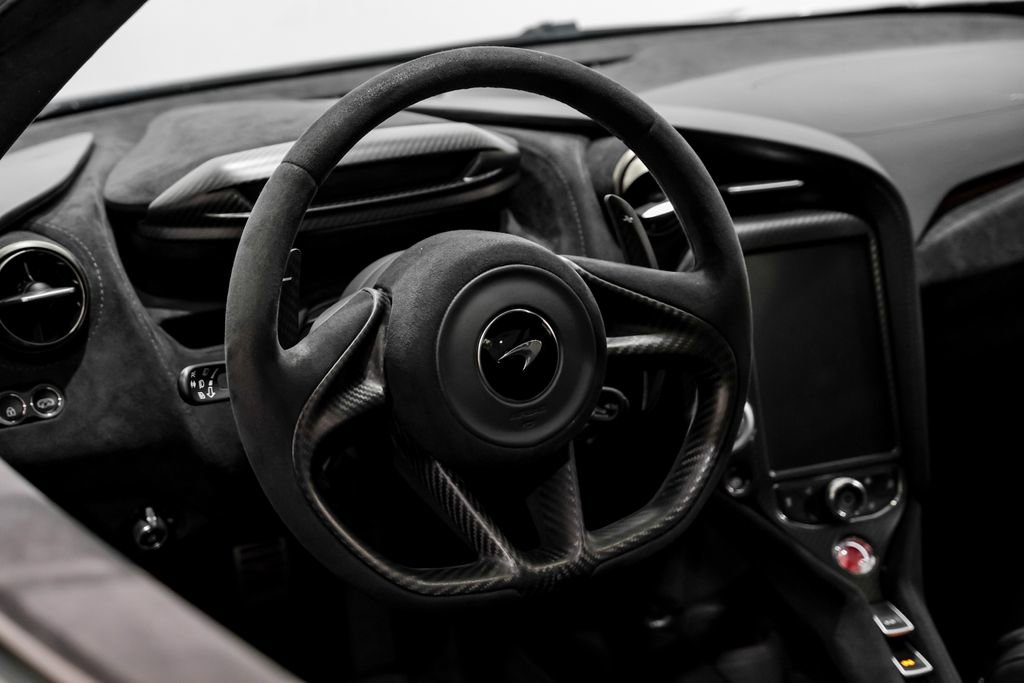 Used 2020 McLaren 720S Performance photo 12