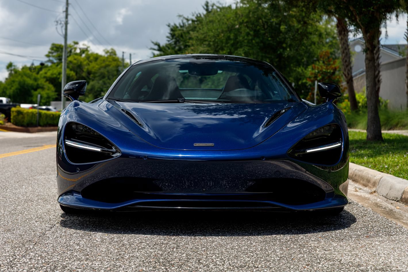 Used 2025 McLaren 750S photo 4