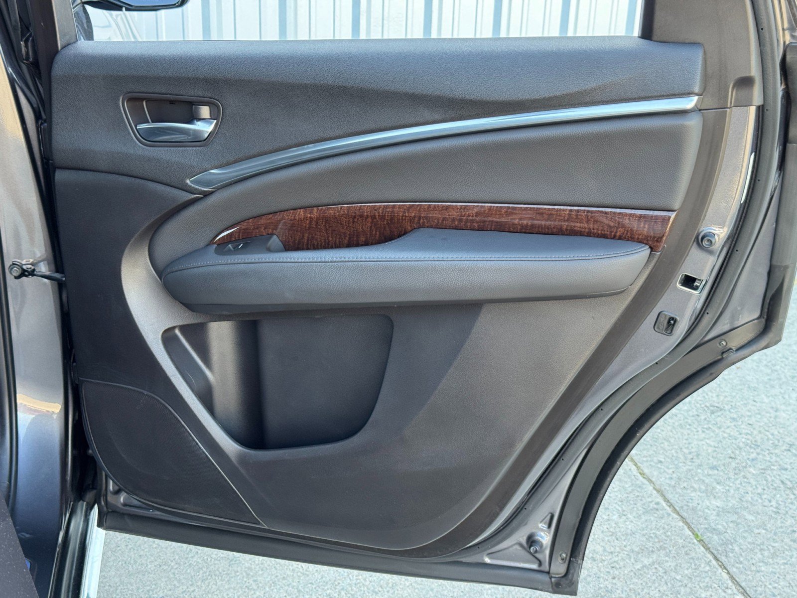 2017 Acura MDX FWD w/ Technology Package