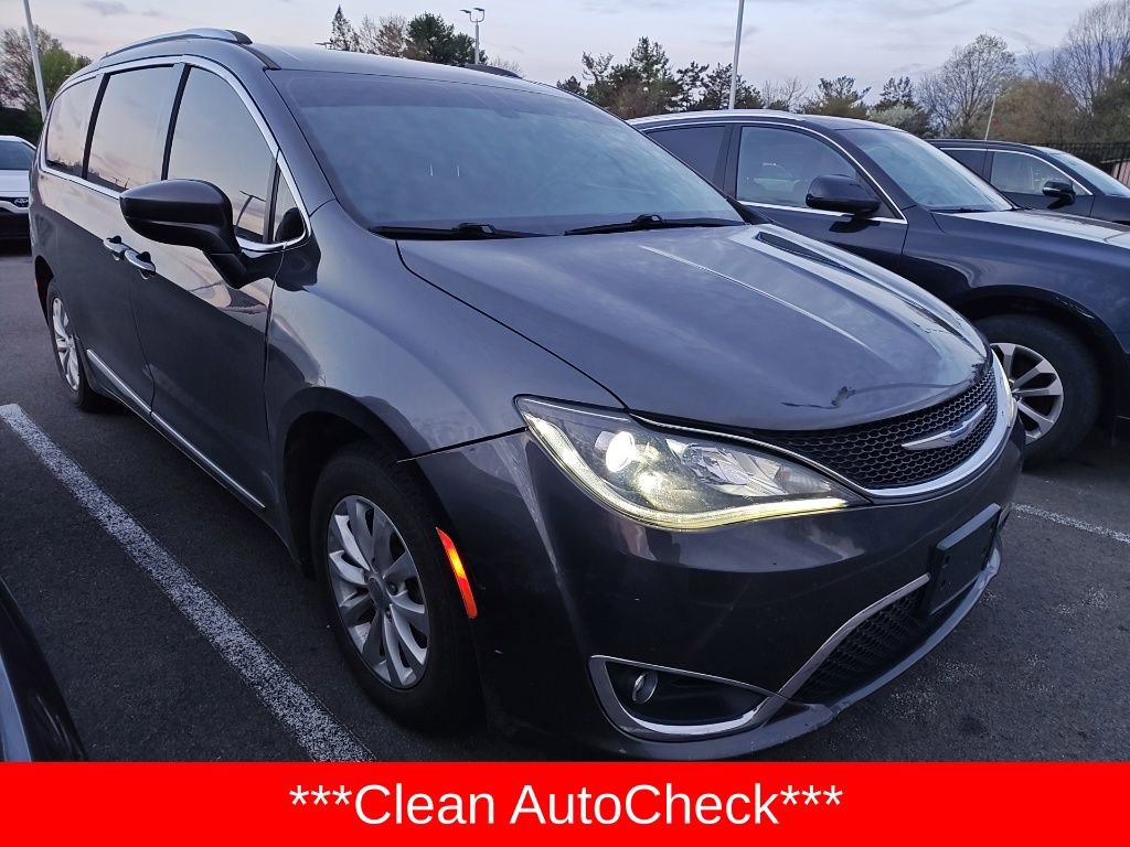 2018 Chrysler Pacifica Touring-L