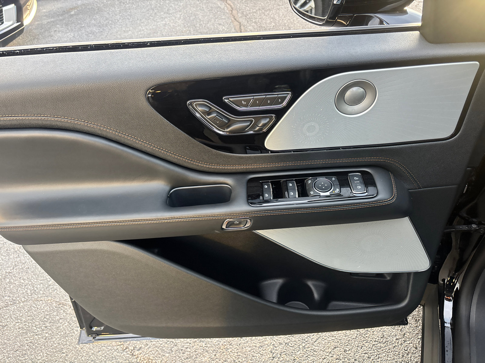 2026 Lincoln Aviator Black Label