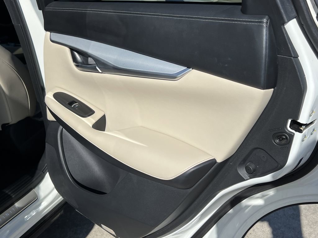 2021 INFINITI Qx50 Essential