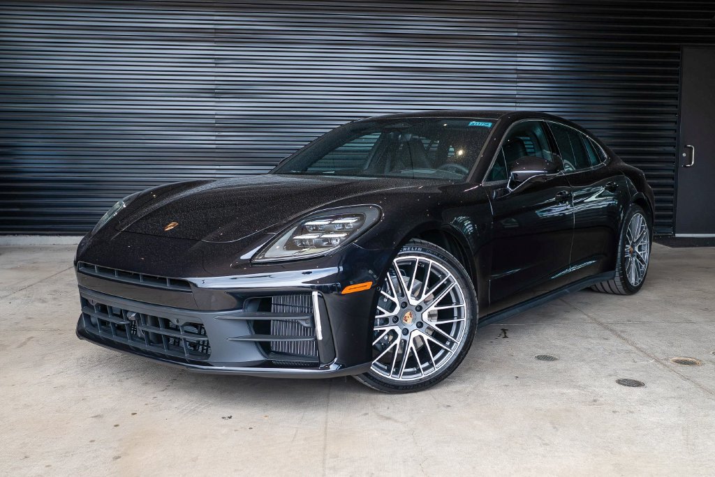 2026 Porsche Panamera Base