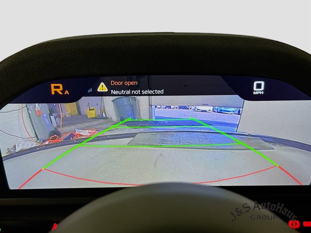 Used 2020 McLaren 720S Performance photo 18