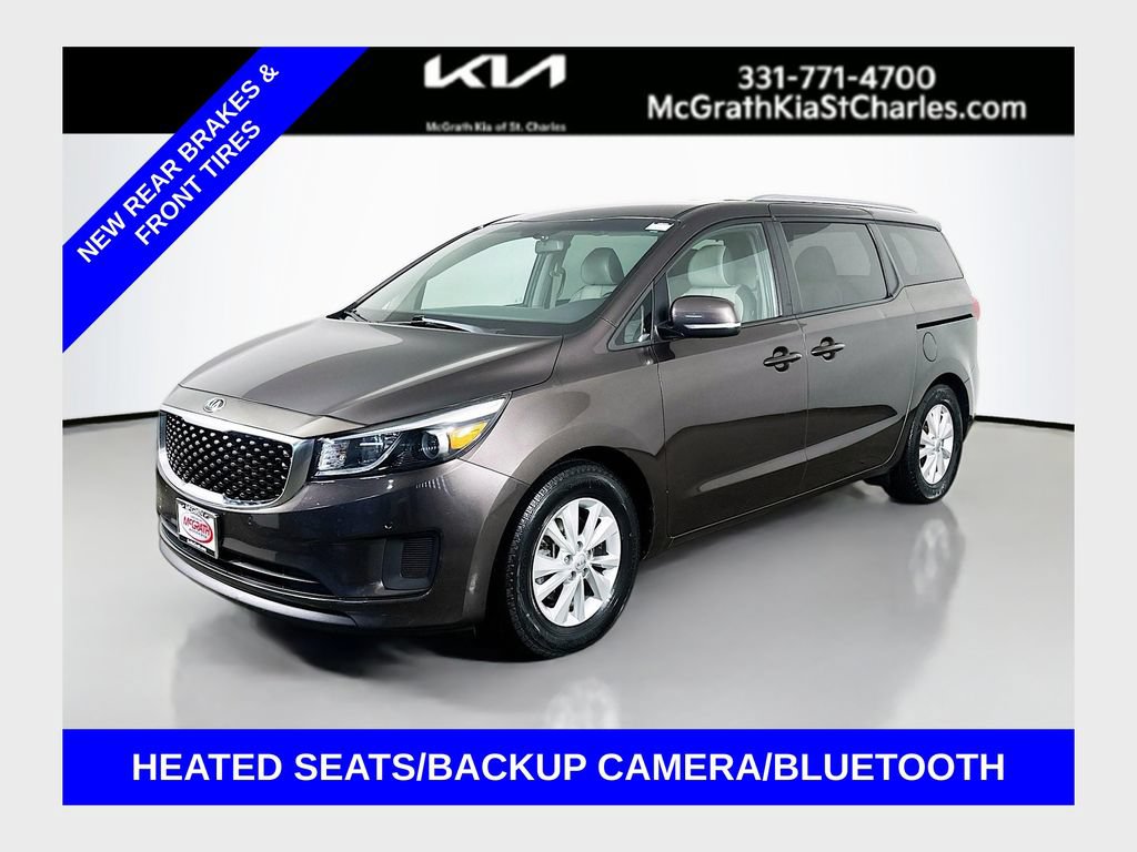 Used 2017 Kia Sedona LX w/ LX Essentials Premium Package