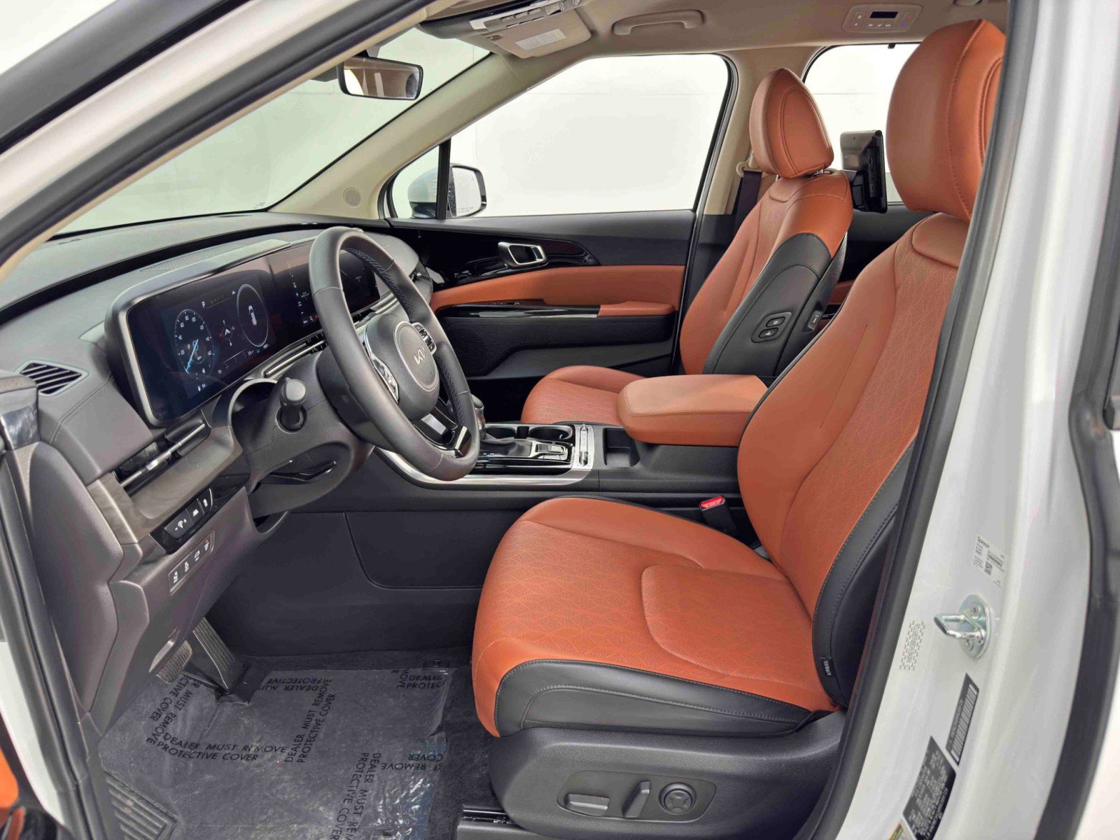 2024 Kia Carnival SX