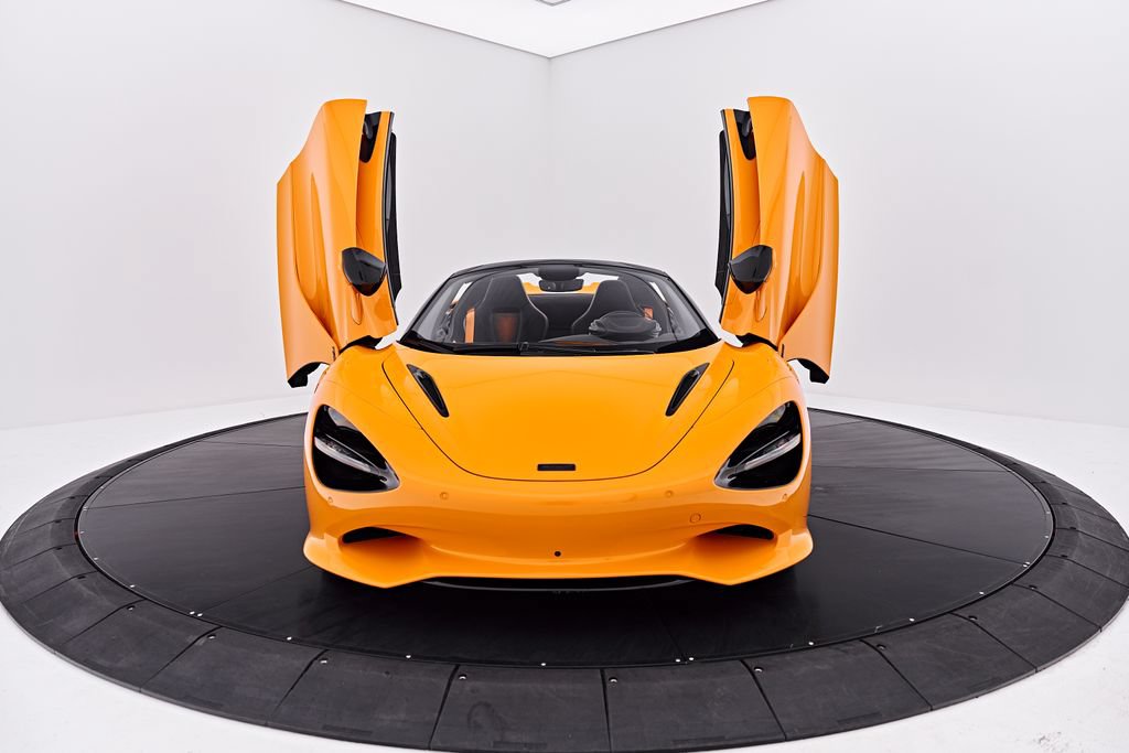 Used 2025 McLaren 750S Spider photo 30