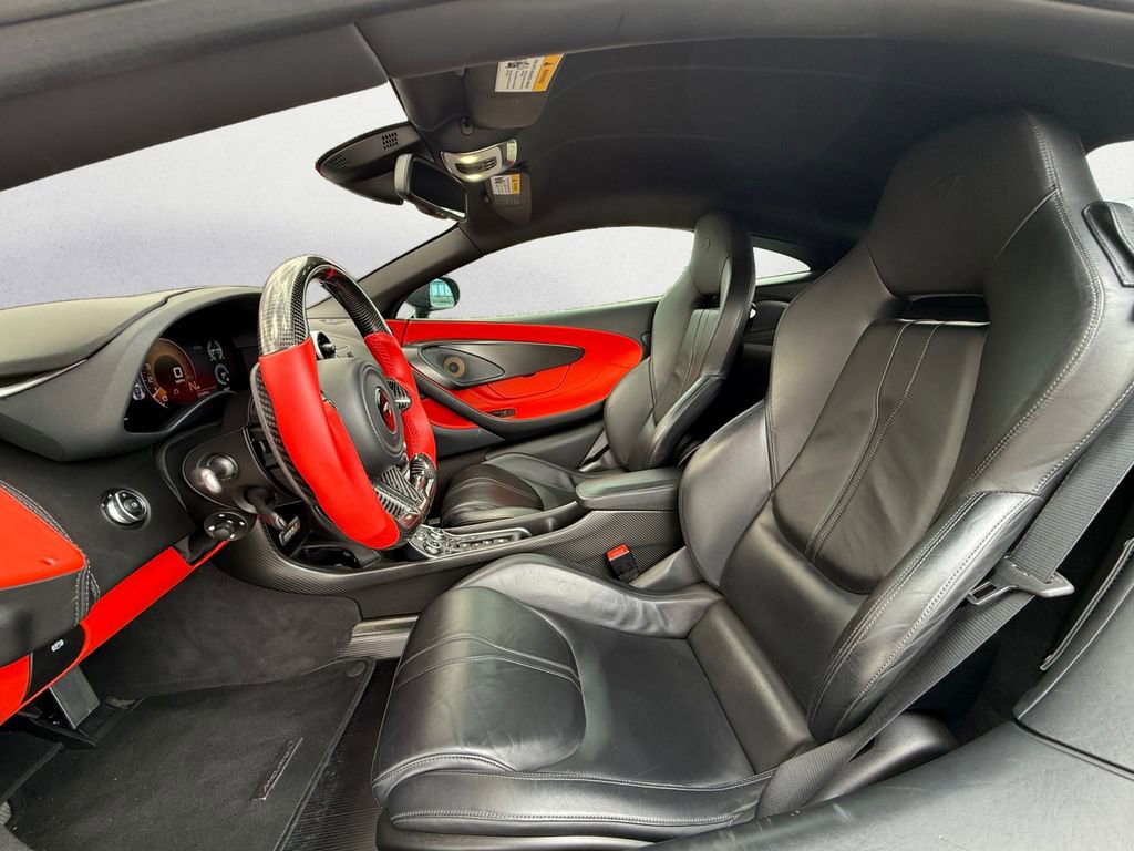 Used 2019 McLaren 600LT photo 11