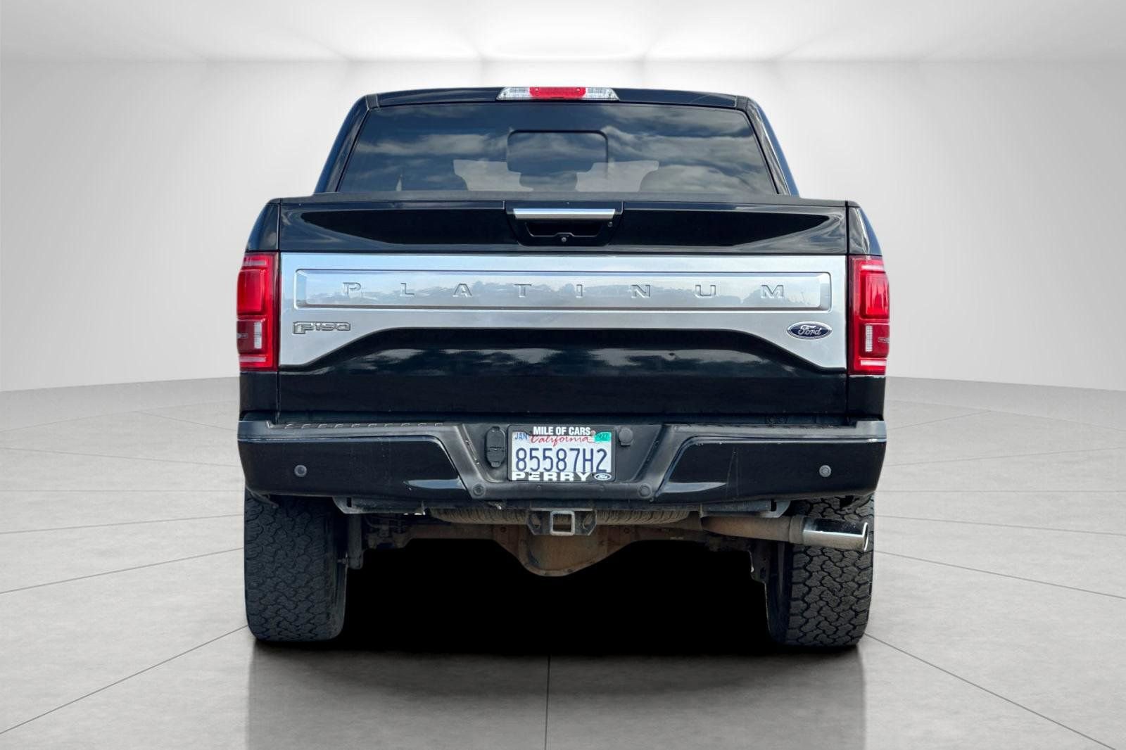 2017 Ford F150 Platinum