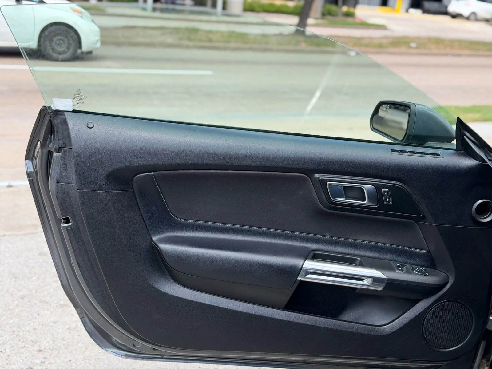 2019 Ford Mustang Coupe