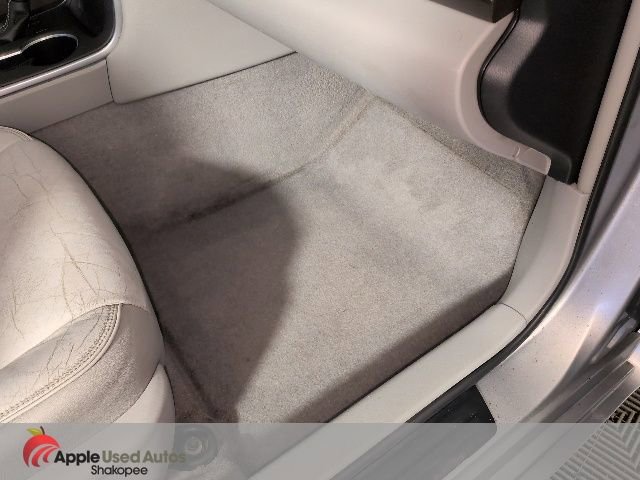 2016 Toyota Camry XLE