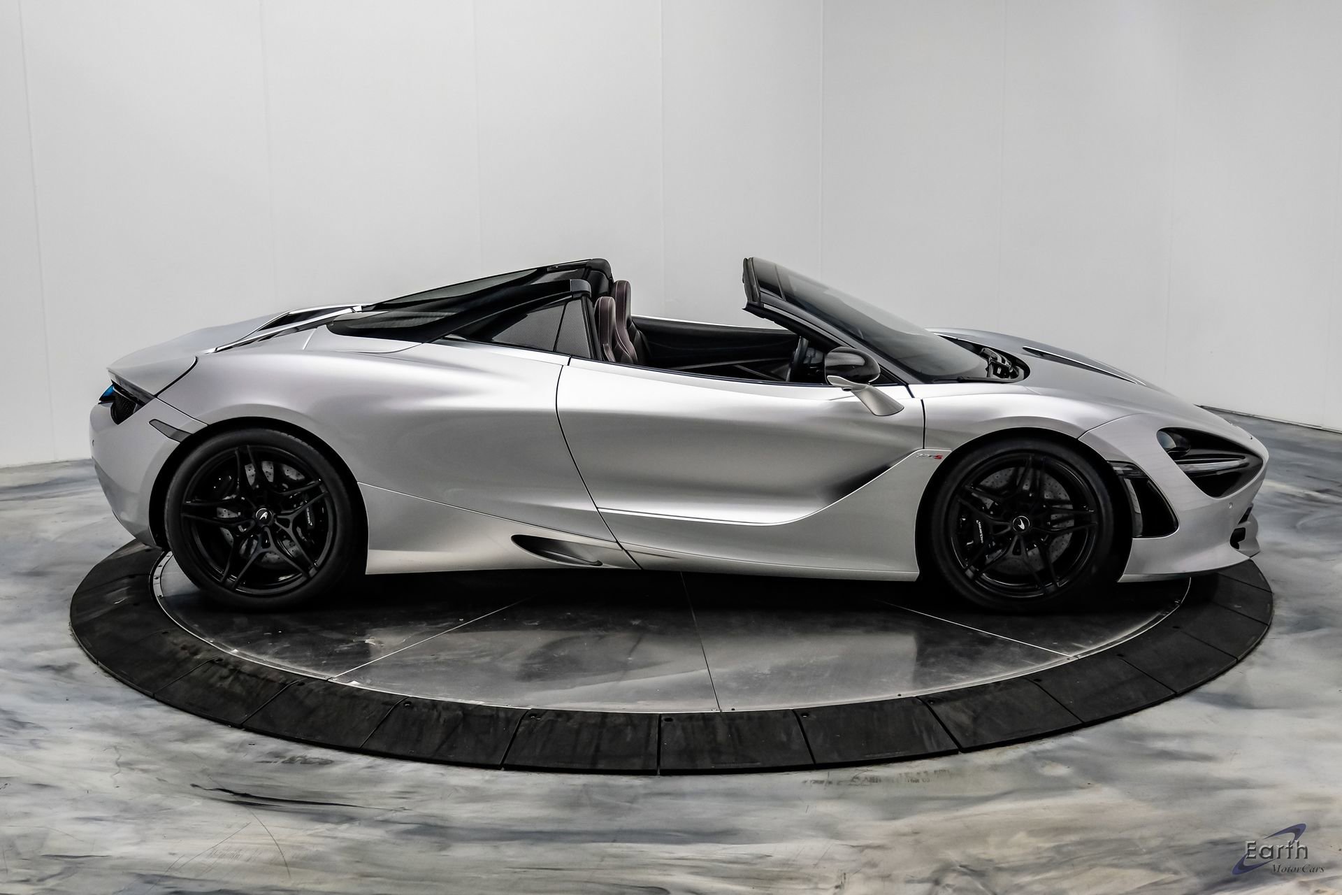 Used 2020 McLaren 720S Luxury photo 29