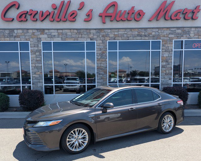 Used 2018 Toyota Camry XLE w/ Audio Package