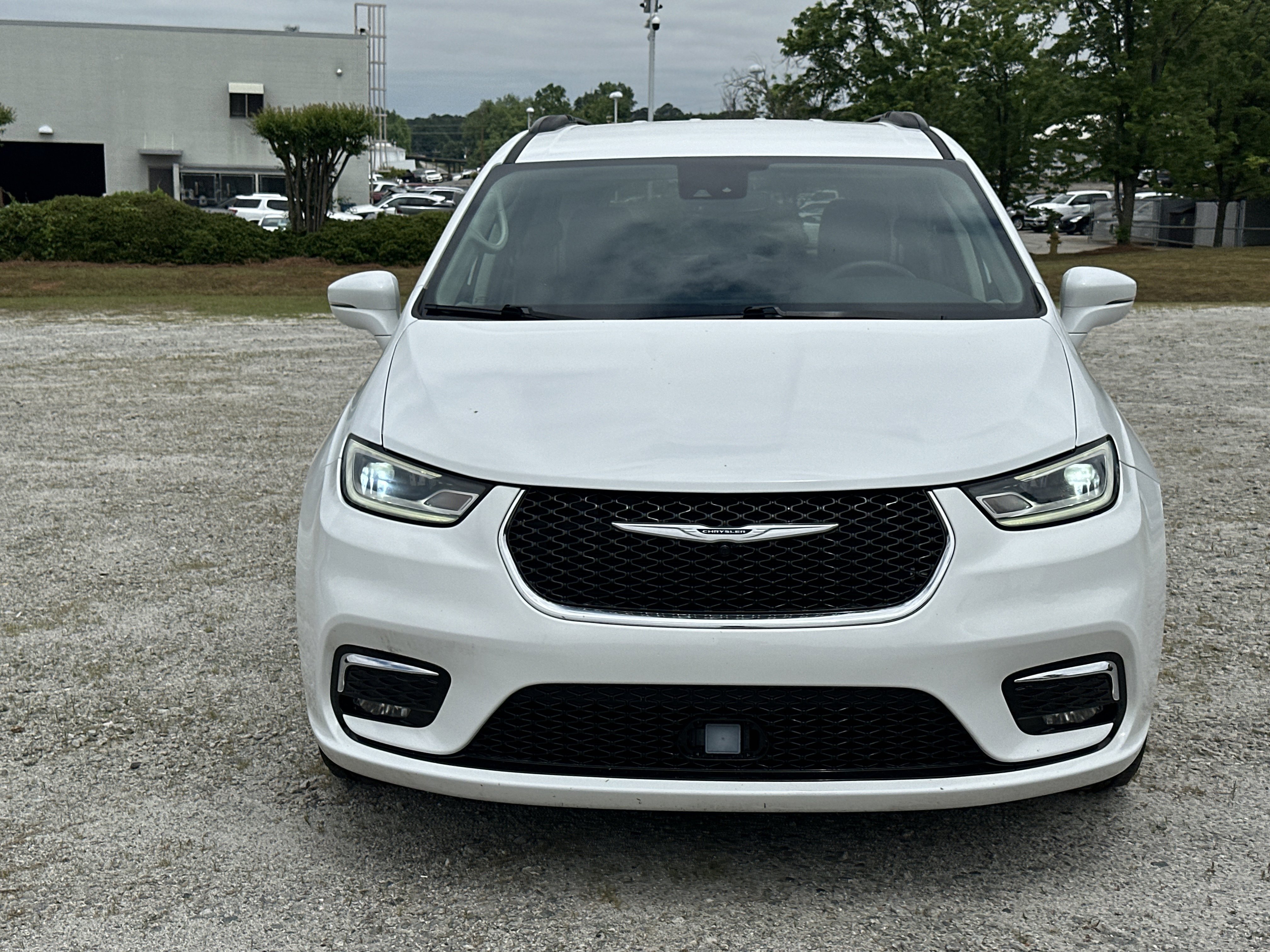 2022 Chrysler Pacifica Touring-L