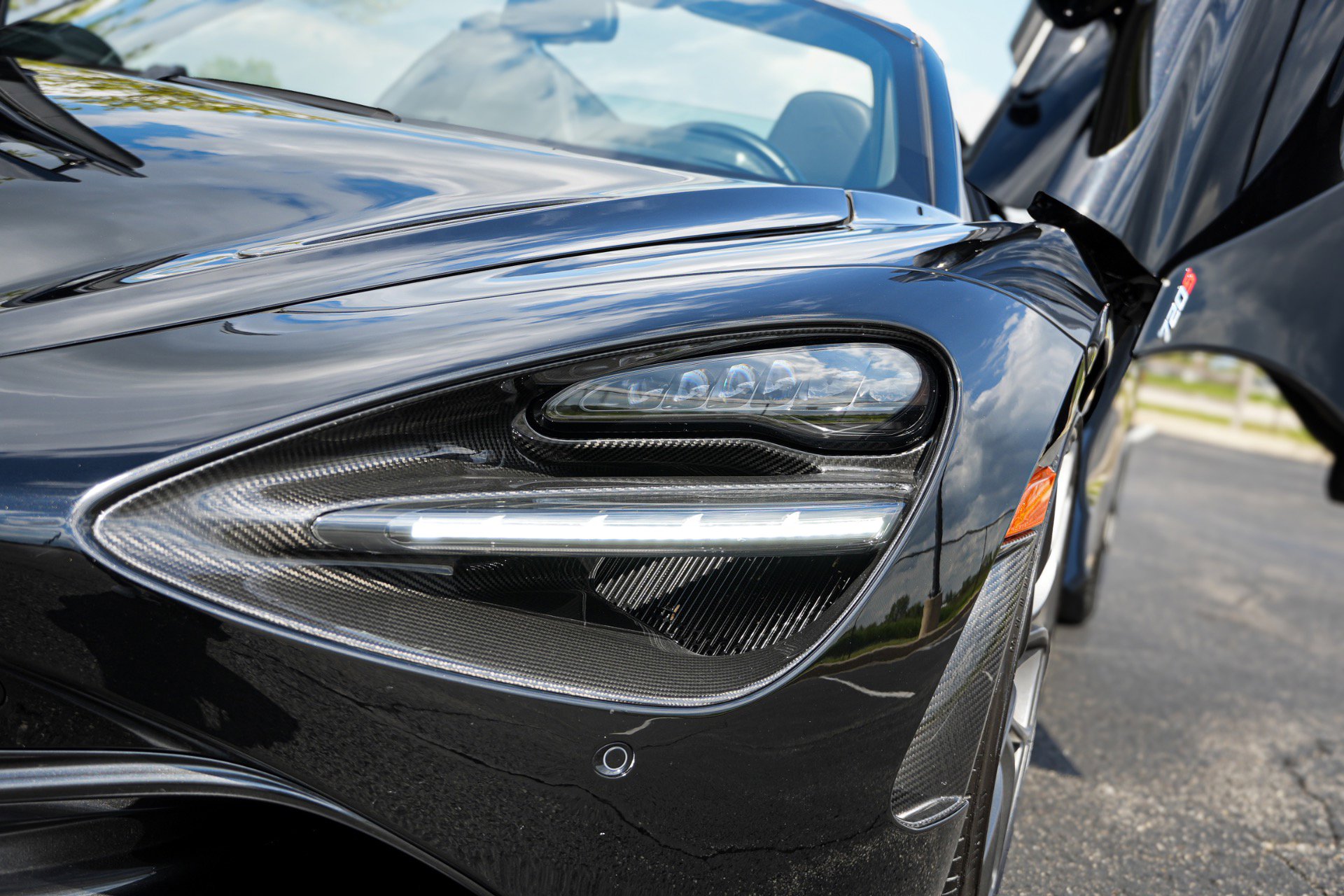 Used 2020 McLaren 720S Luxury photo 22