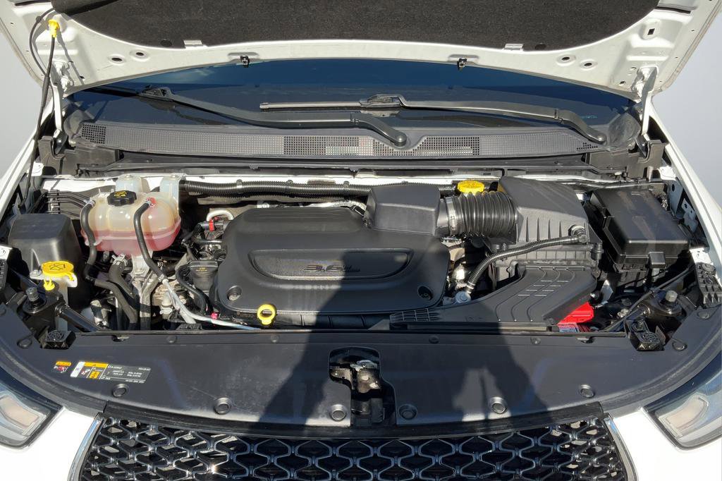 2023 Chrysler Pacifica Touring-L