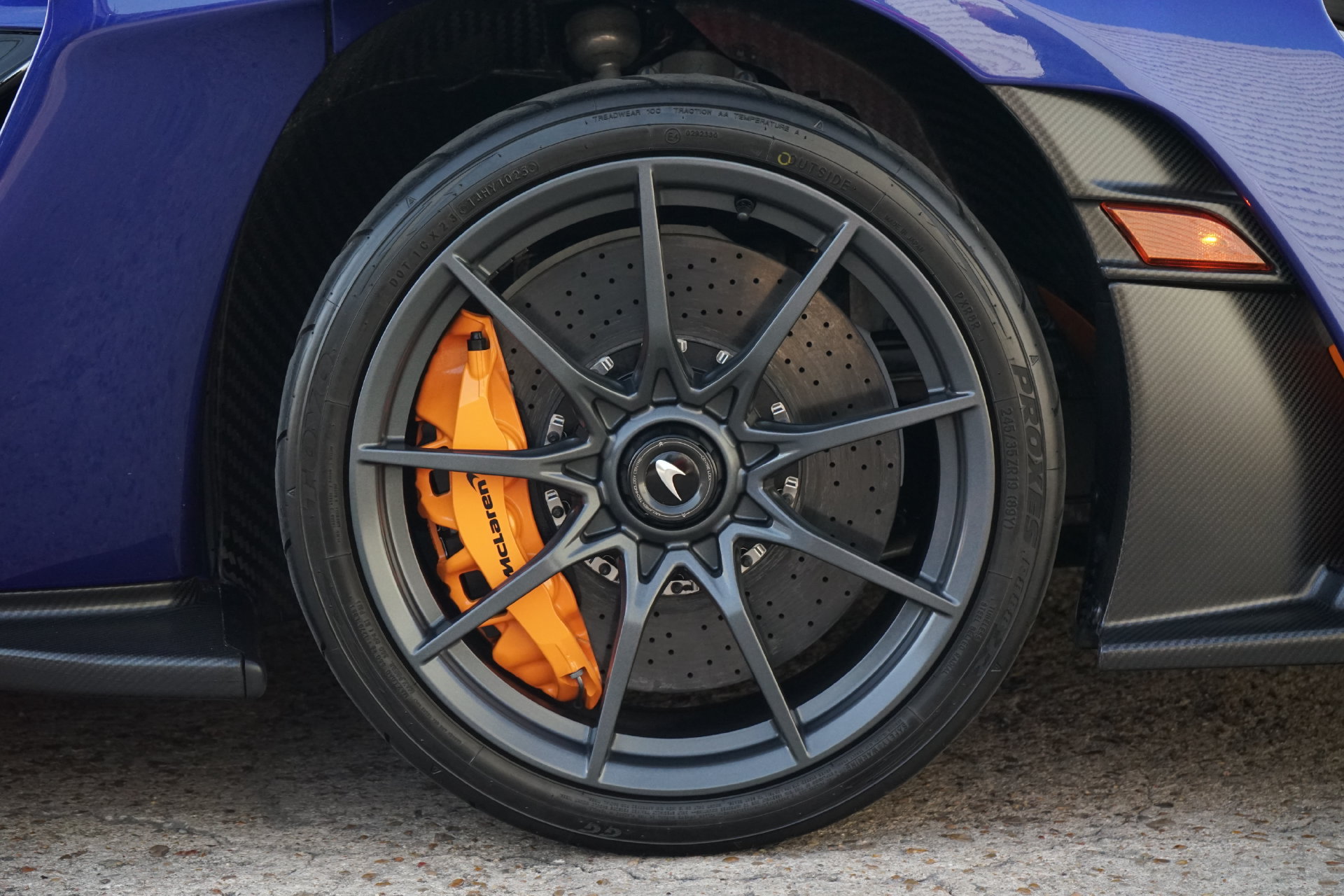 Used 2019 McLaren Senna photo 31