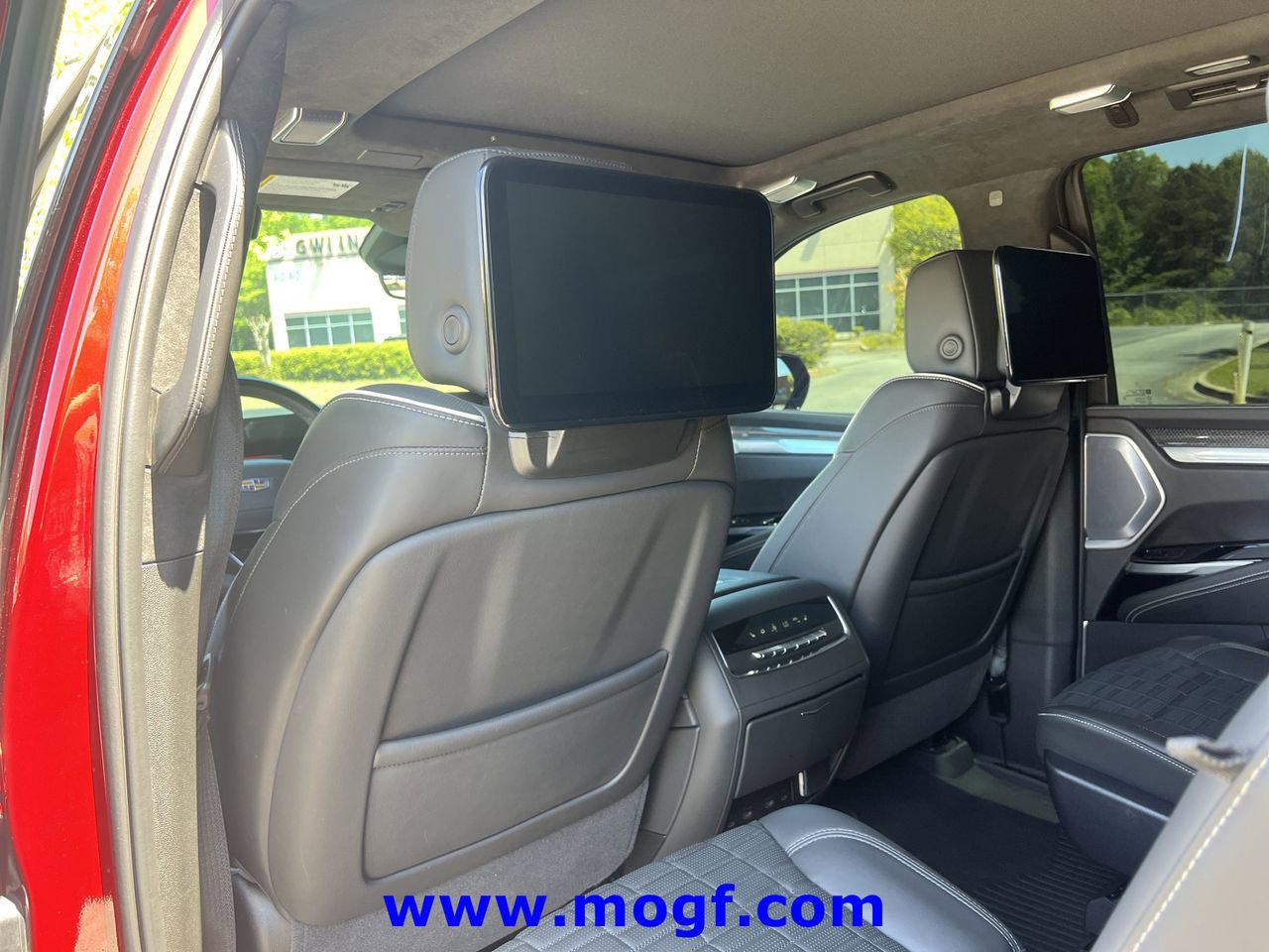 2025 Cadillac Escalade V