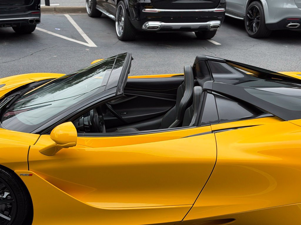 Used 2022 McLaren 720S Spider photo 26