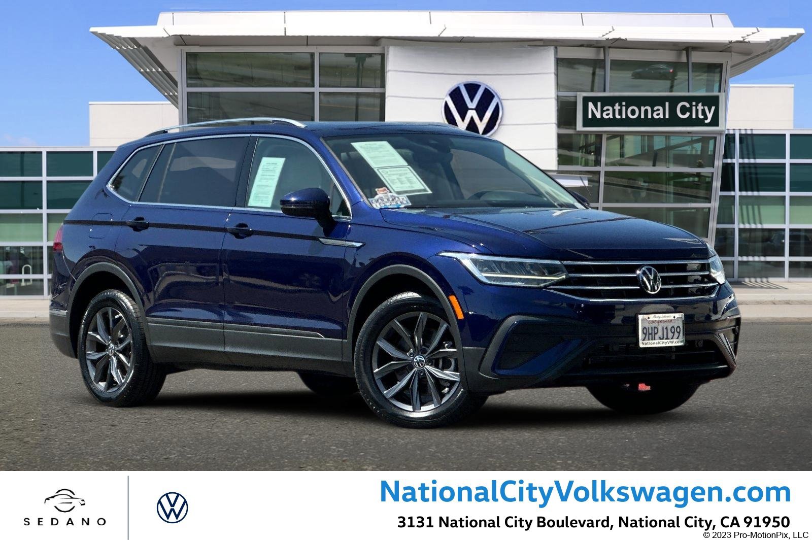 Used 2023 Volkswagen Tiguan SE w/ Panoramic Sunroof Package