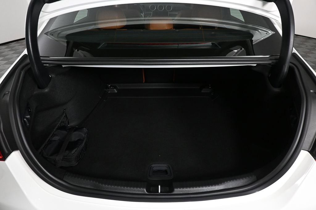 2025 Mercedes-Benz C 300 Sedan