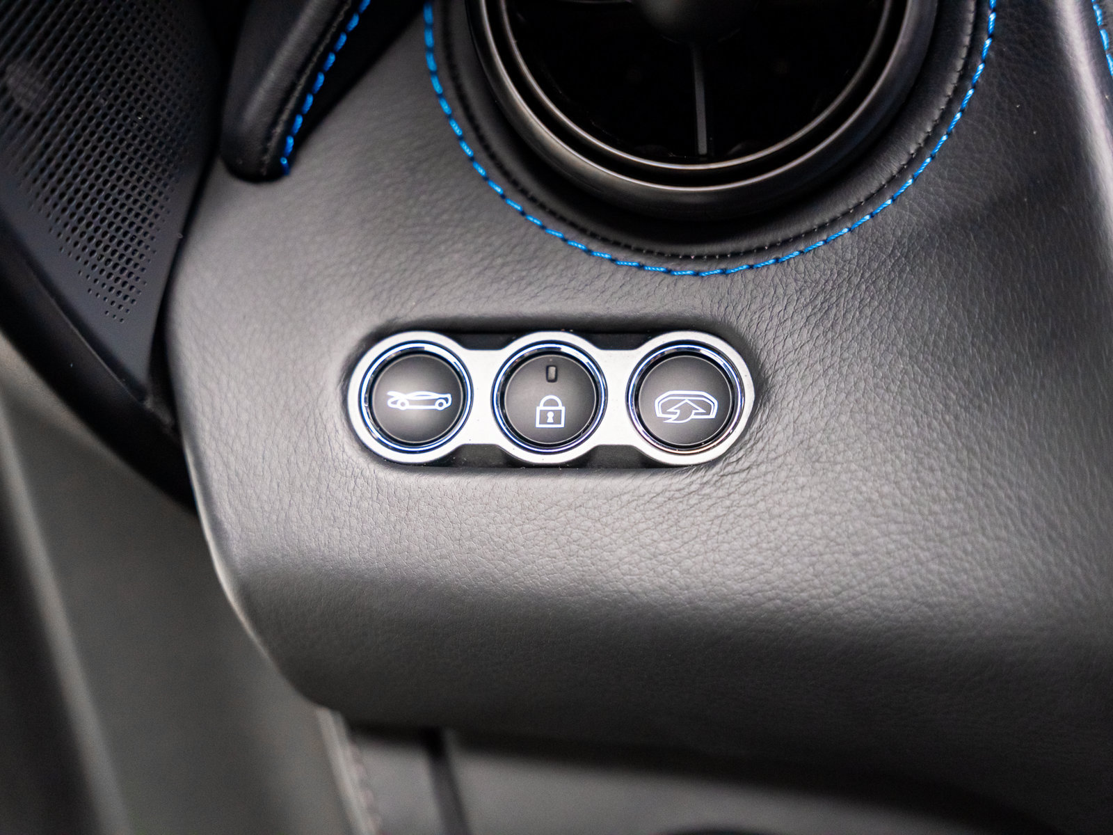 Used 2021 McLaren 765LT photo 53