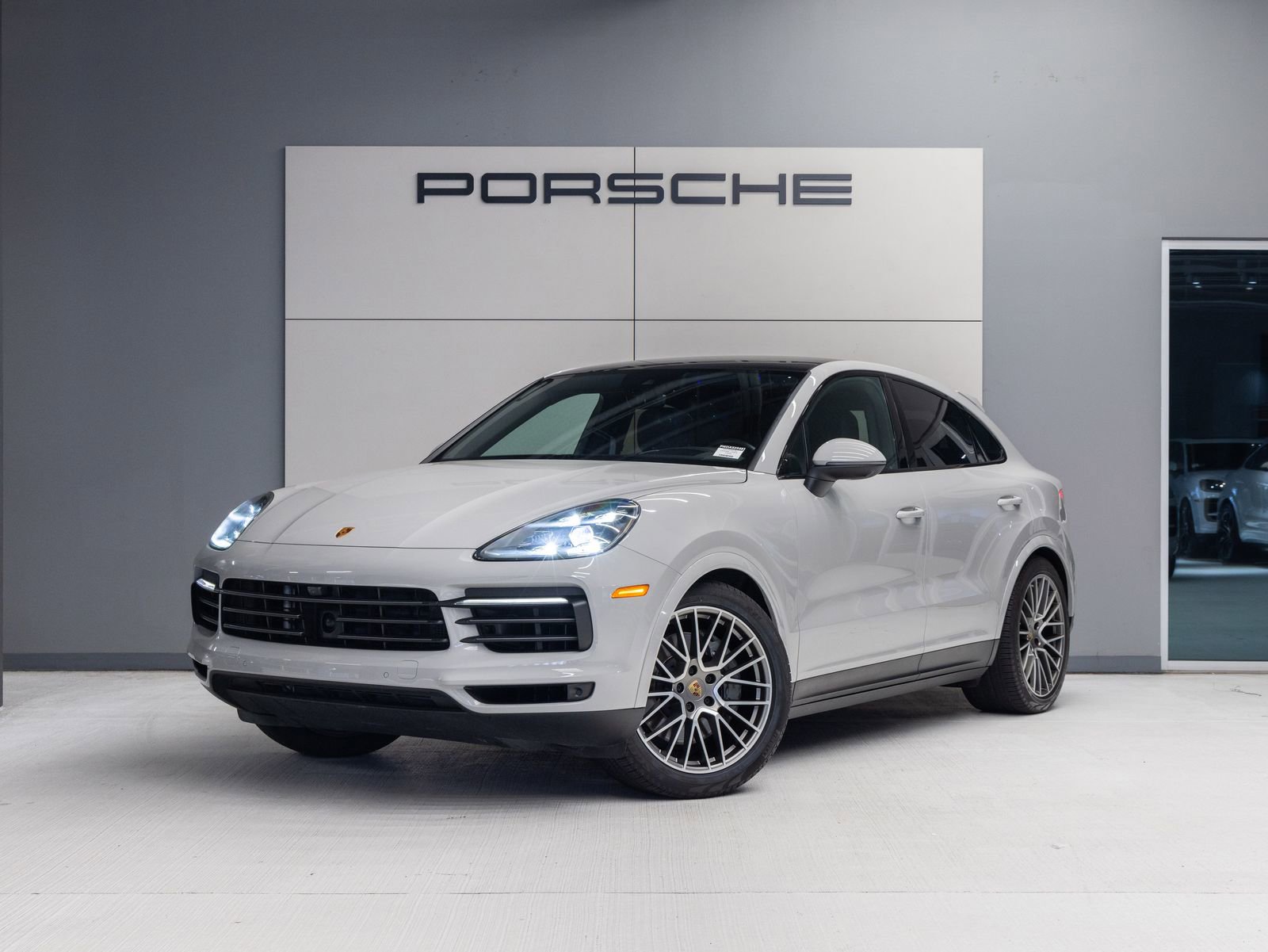 Certified 2022 Porsche Cayenne S