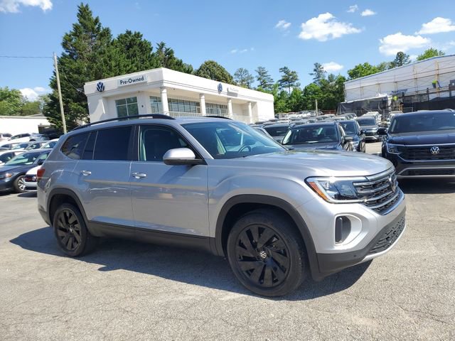 2025 Volkswagen Atlas SE