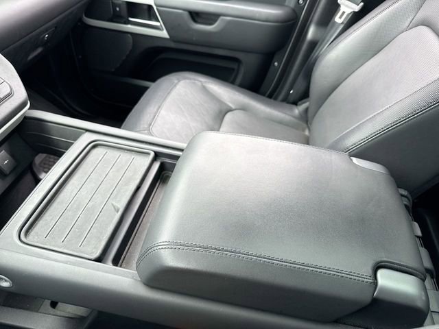 2023 Land Rover Defender 110 X-Dynamic SE