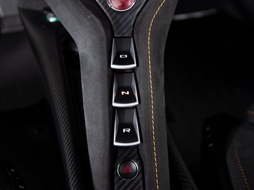 Used 2021 McLaren 765LT photo 21