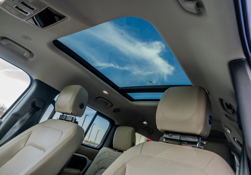 2024 Land Rover Defender 130 S