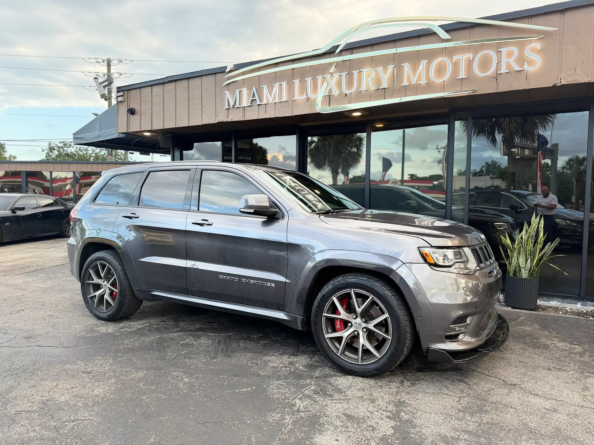 Used 2017 Jeep Grand Cherokee SRT