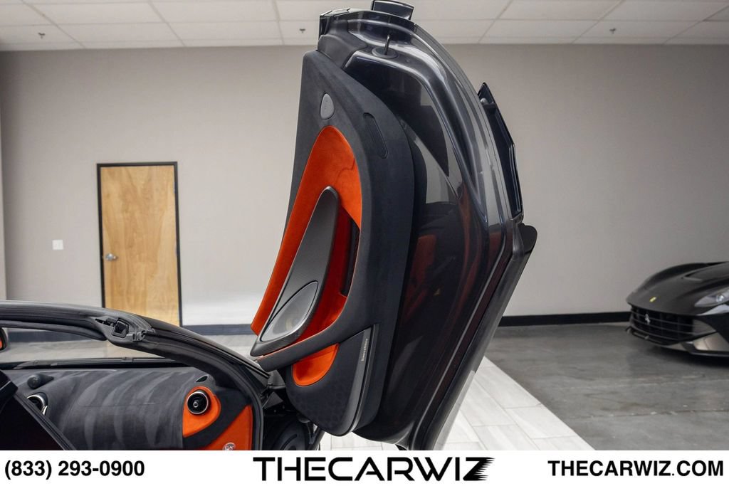 Used 2020 McLaren 600LT Spider photo 70