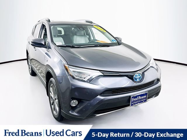 Used 2018 Toyota RAV4 Limited w/ Carpet Mat Package