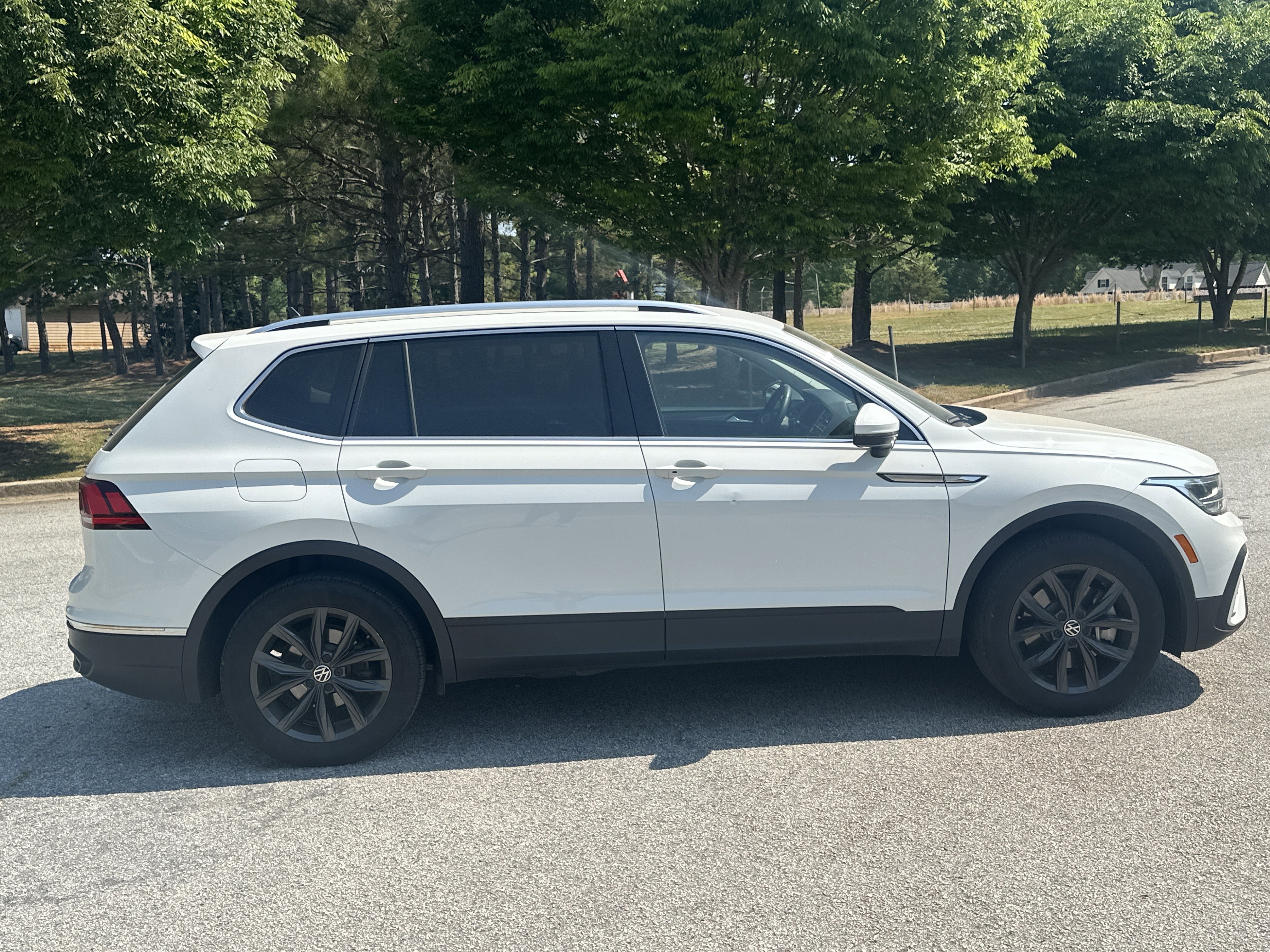 2024 Volkswagen Tiguan SE