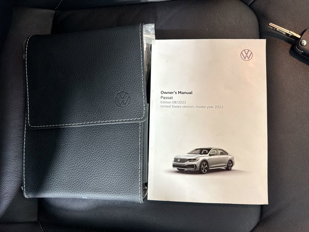 2022 Volkswagen Passat 2.0T