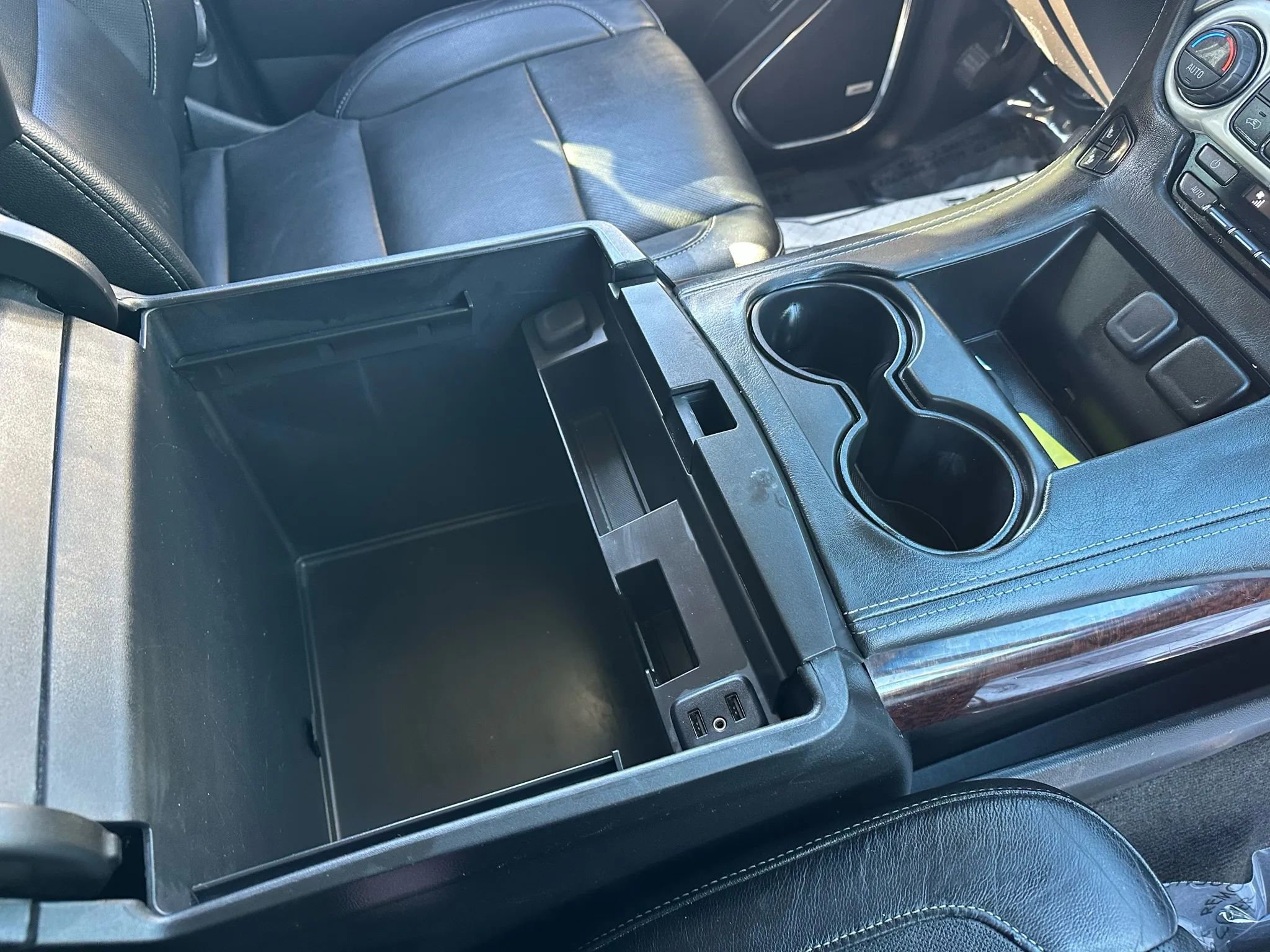 2017 GMC Yukon XL SLT