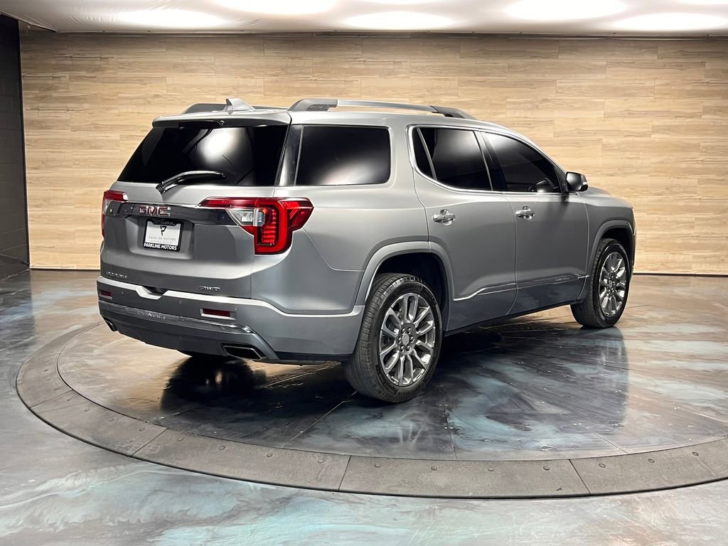 2023 GMC Acadia Denali