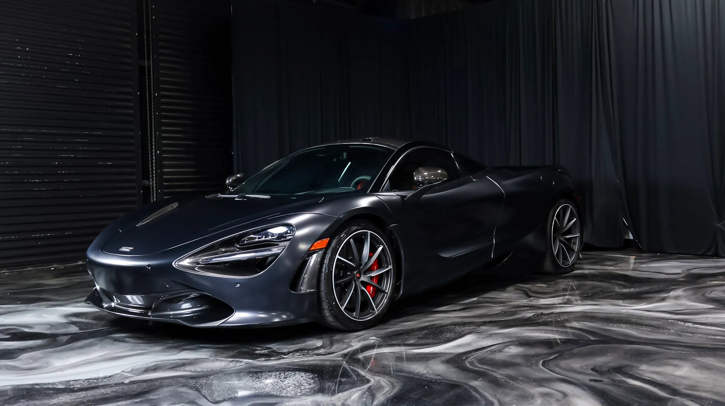 Used 2018 McLaren 720S photo 13