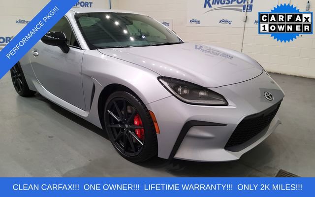 Used 2025 Toyota GR86 w/ Performance Package