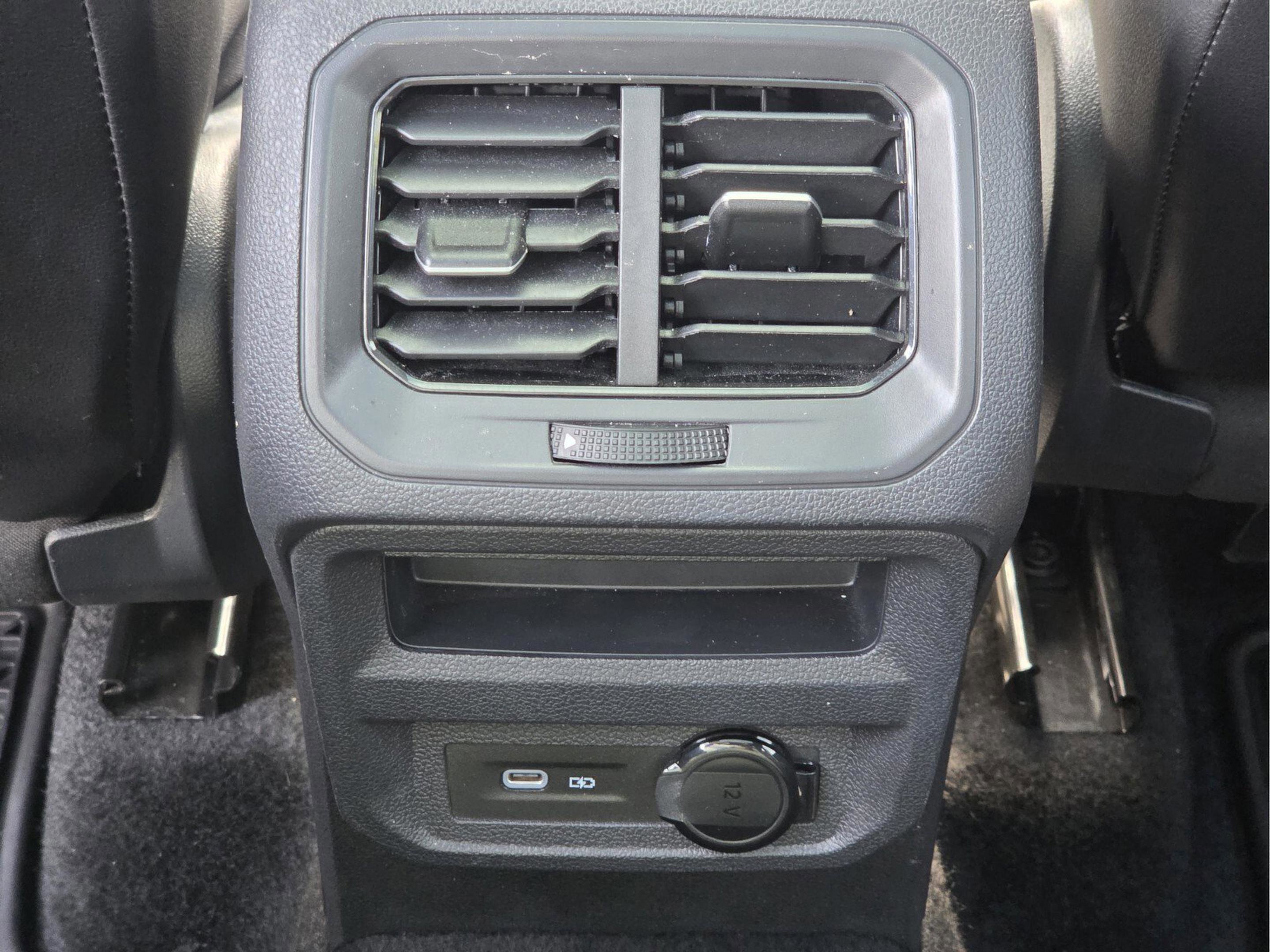 2024 Volkswagen Tiguan SE R-Line