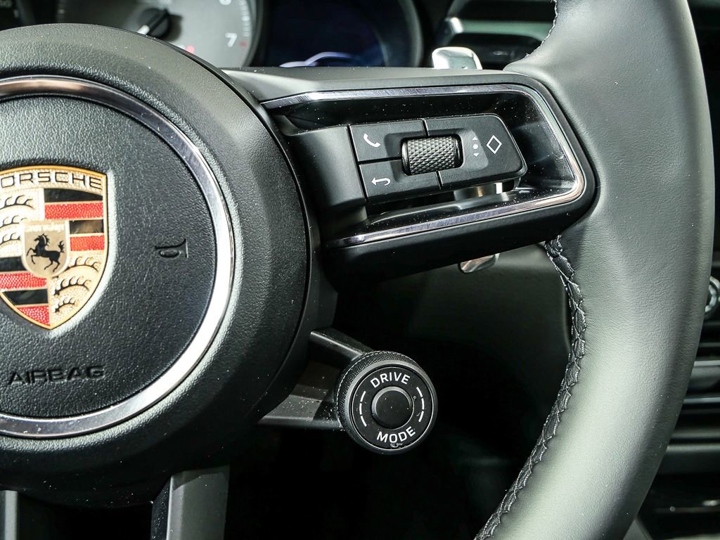 2023 Porsche Macan S